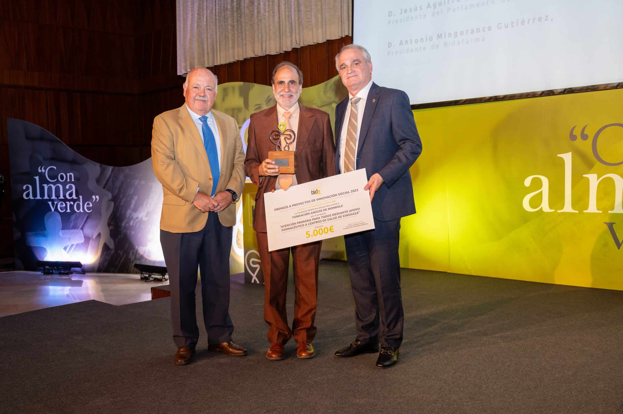 Bidafarma premia la labor de Amigos de Monkole